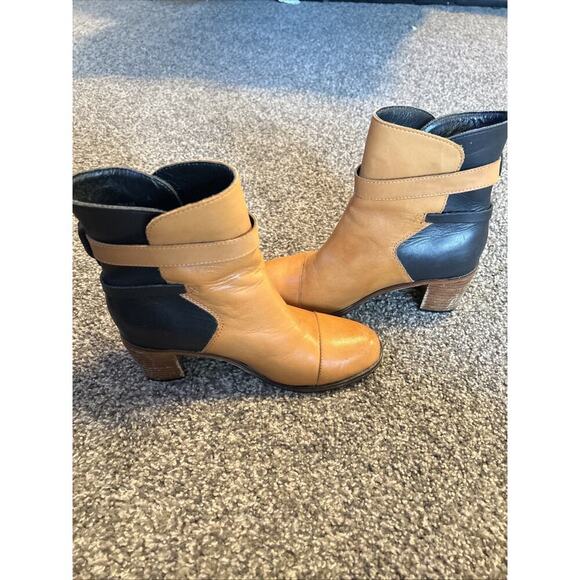 1000 Mile Wolverine By Samantha Pleet Boots size 6 - Picture 1 of 6